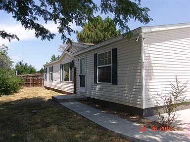 2nd image of 905 Glen Dale St