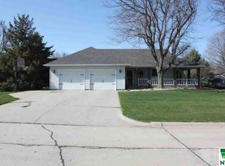 1110 2nd St NE, Sioux Center, IA 51250