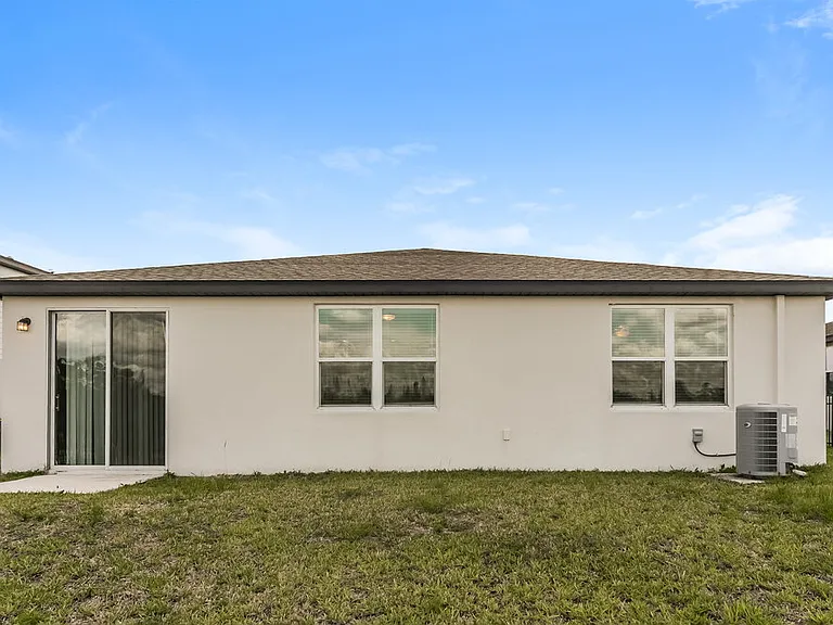 1142 Oak Valley Dr — Photo 16