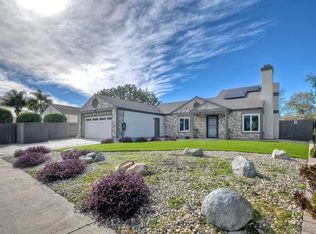 813 Sunningdale Dr, Oceanside, CA 92057