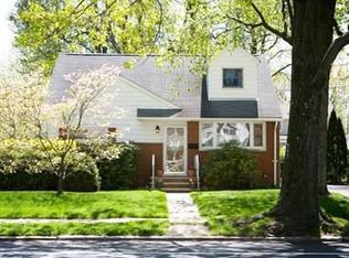 907 Raritan Rd, Clark, NJ 07066