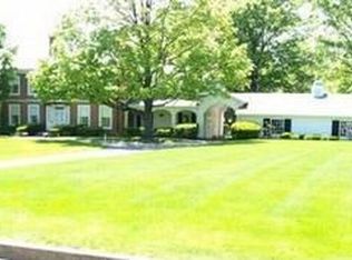 219 Country Club Dr NE, Warren, OH