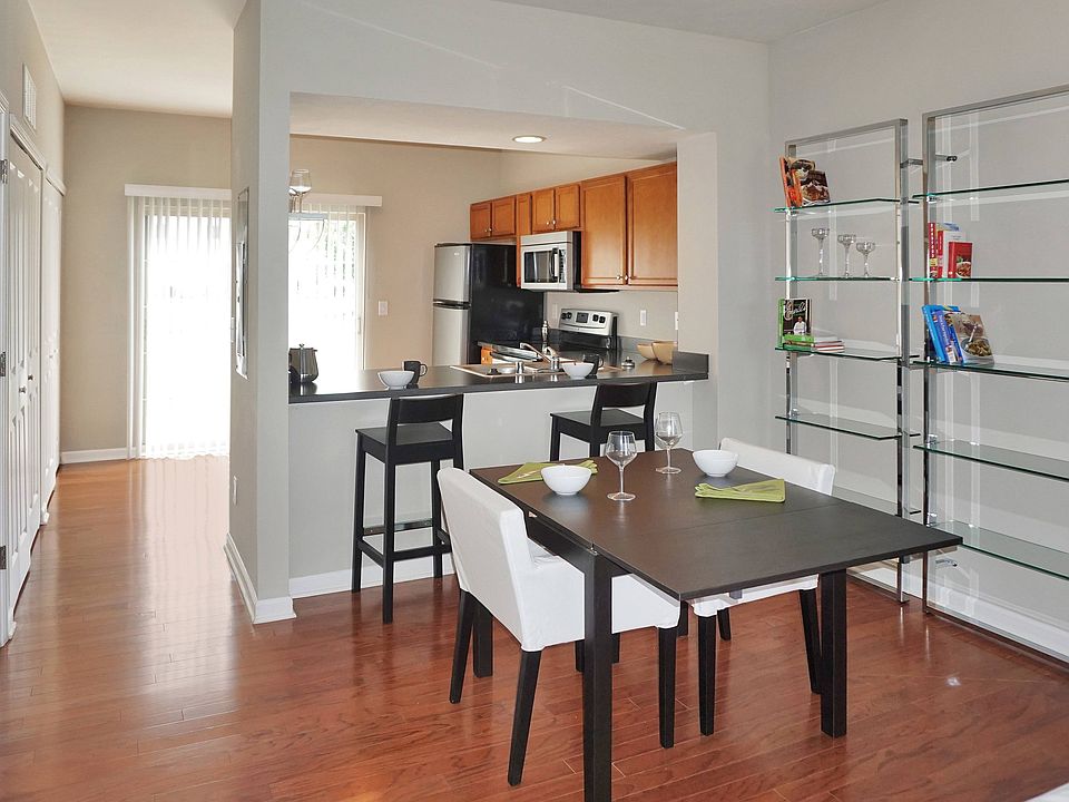 Open Floor Plan Dining Area and Kitchen