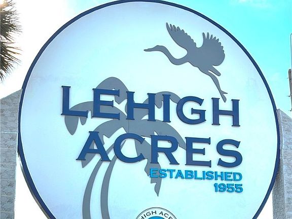 4th image of 950 Commodore St