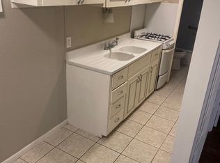 3209 35th St APT B, Lubbock, TX 79413