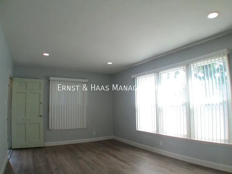 4529 N Banner Dr #1 — Photo 2