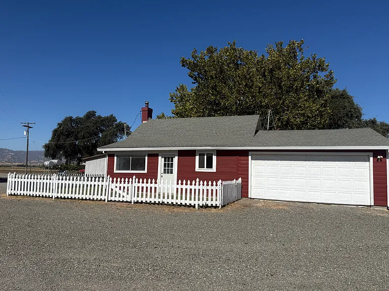 Oakdale Ranch Ln — Photo 7