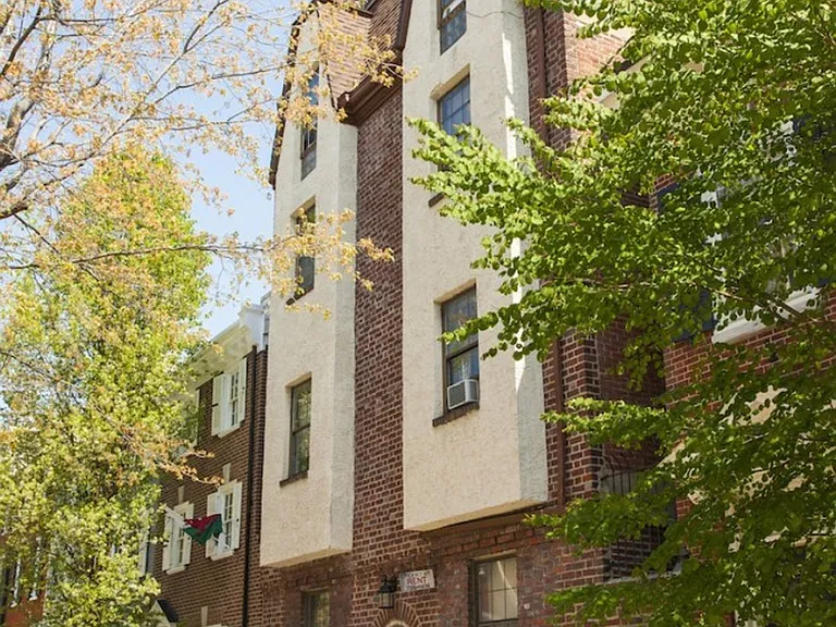 331 S Smedley Street — Photo 1