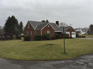426 15th Ave, Beaver Falls, PA