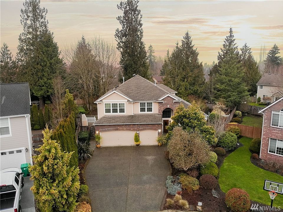 1st image of 3015 Bonshaw Ct SE