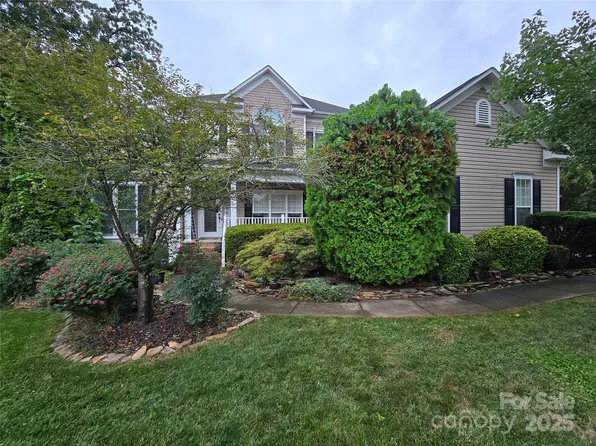 1471 Piper Ct, Concord, NC 28025