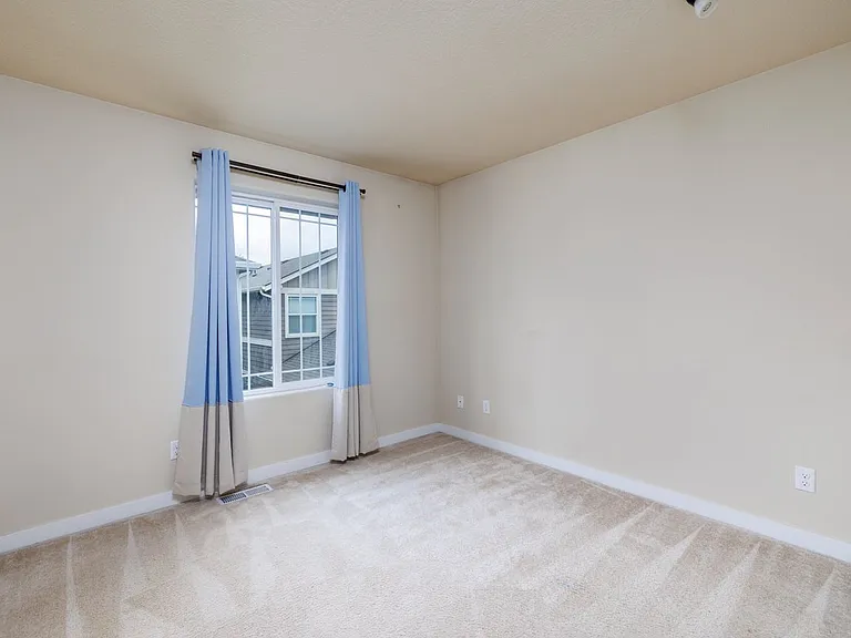 291 SW 204th Ter — Photo 26