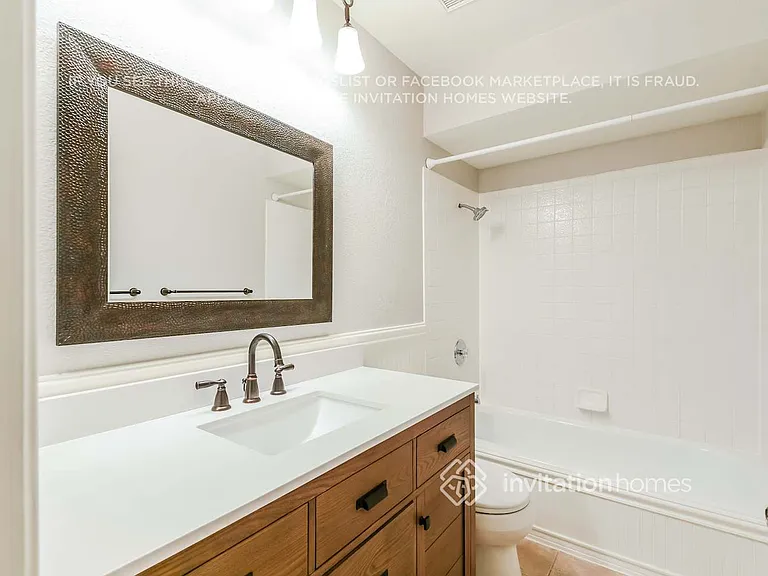 4976 W Charleston Ave — Photo 12