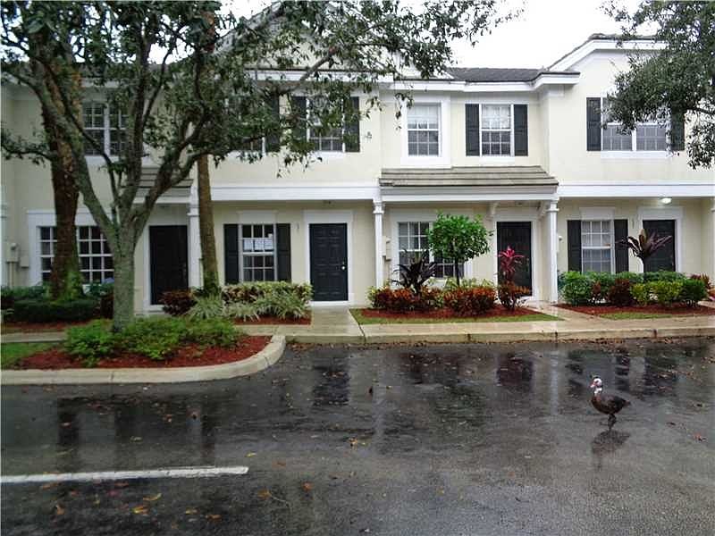 1st image of 131 SW 96th Ave #131
