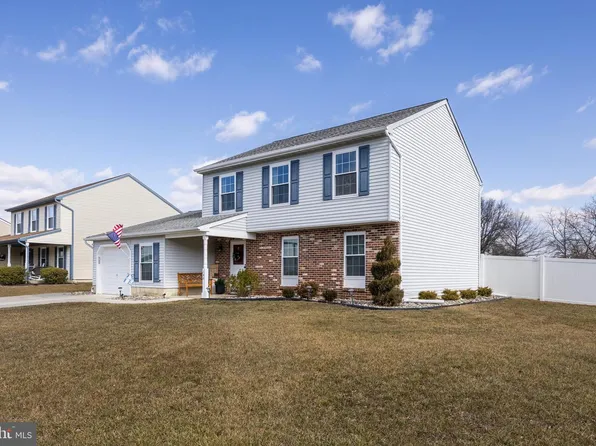 140 Carlton Ave, Marlton, NJ 08053