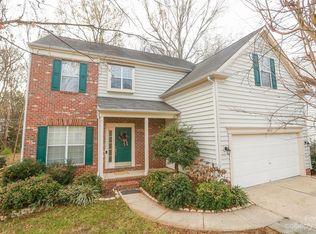 5833 Downfield Wood Dr, Charlotte, NC 28269