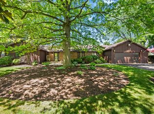 1311 Azalea Ln, Dekalb, IL 60115