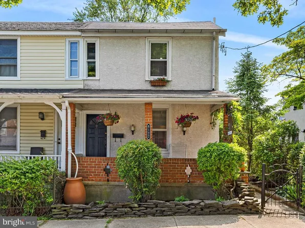 8122 Devon St, Philadelphia, PA 19118