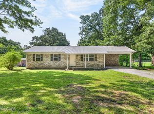 298 Deathridge Rd, Crossville, TN 38555