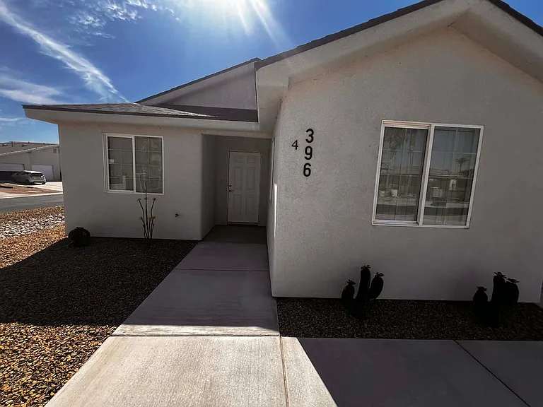 396 Riverfront Dr — Photo 112