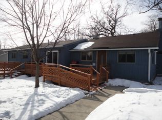 25855 W Highpoint Rd, Ingleside, IL 60041