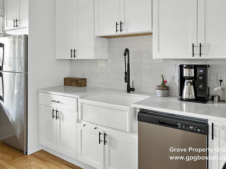 23 Thelma Rd #2 — Photo 3