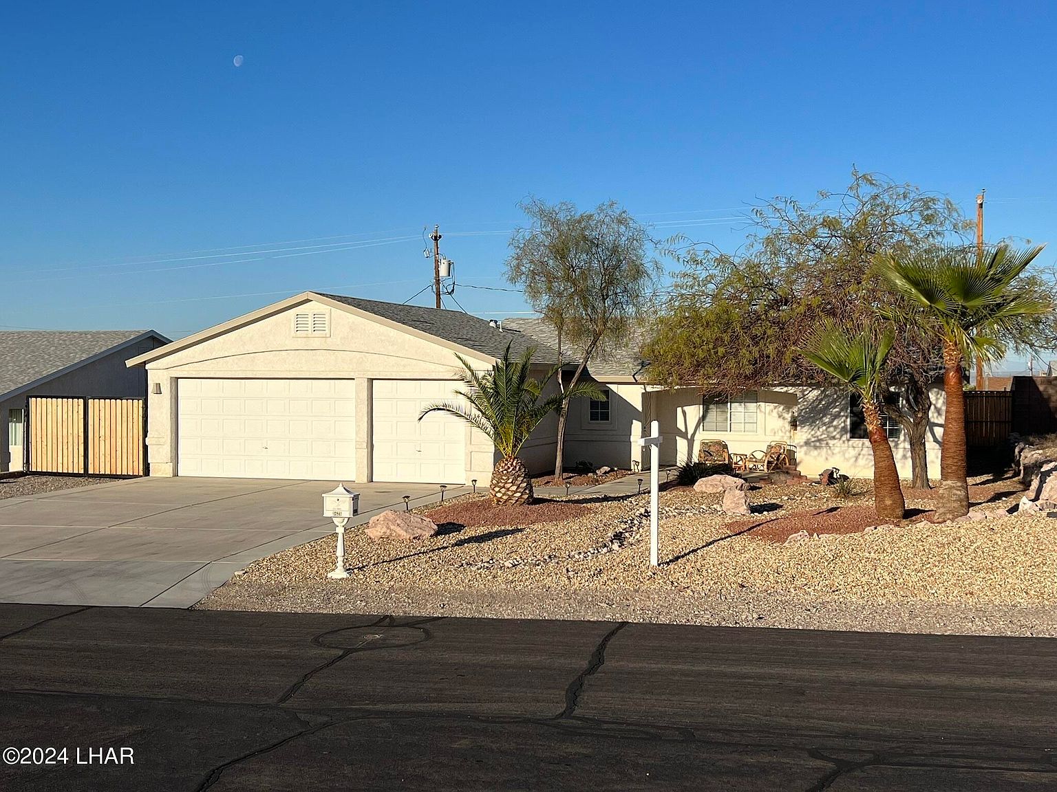 3425 Big Chief Dr, Lake Havasu City, AZ 86406 | Zillow