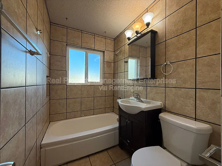 5305 S Drexel Ave — Photo 6