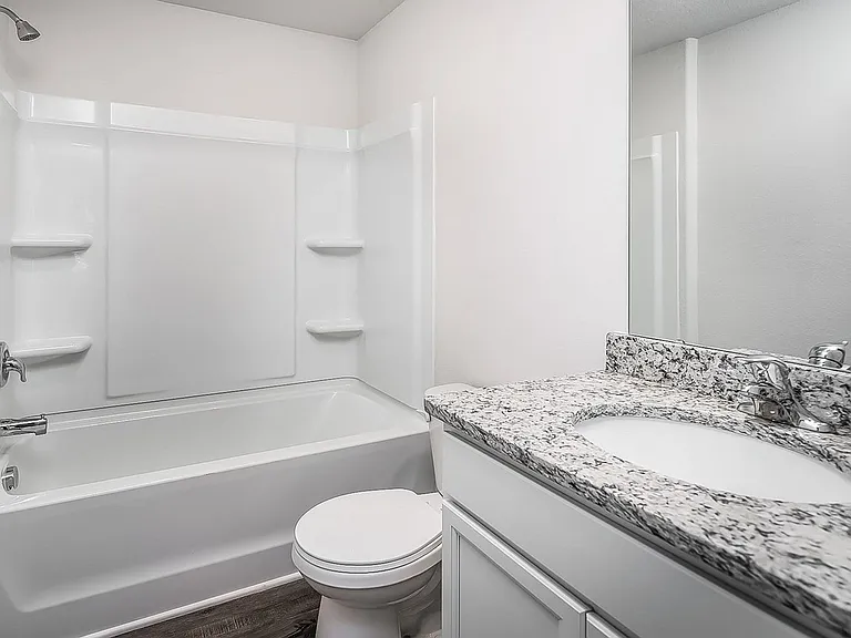 521 Hawley St — Photo 19