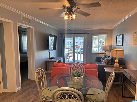 3rd image of 400 Plantation Rd #2115