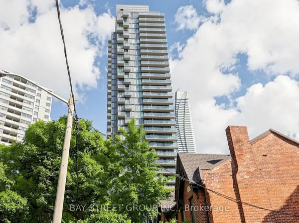 75 Saint Nicholas St #311, Toronto, ON M4Y 0A5