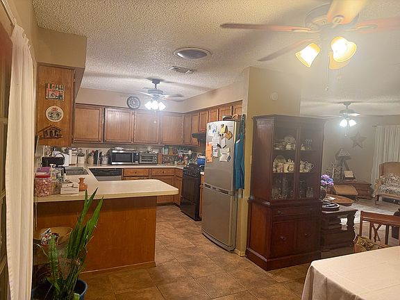 4th image of 605 Killough Rd