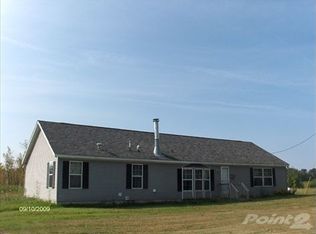 2520 Greenwood Rd, Lapeer, MI 48446