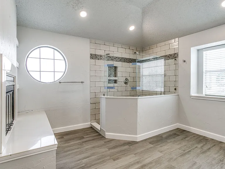 2204 Winslow Ct — Photo 18