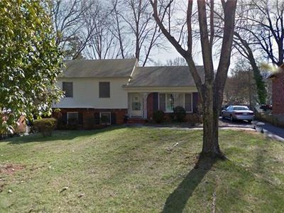 1812 Edgewater Dr, Charlotte, NC, 28210
