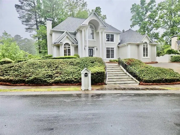 5756 Brookstone Walk NW, Acworth, GA 30101