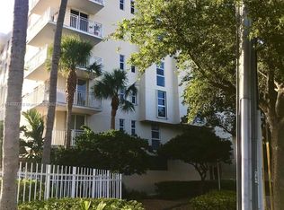 16590 NE 26th Ave APT 202, North Miami Beach, FL 33160