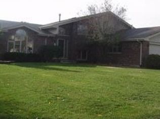 10131 Lancaster Dr, Mokena, IL 60448