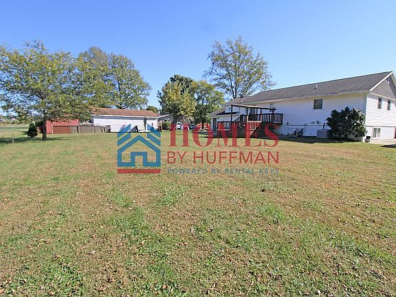 2nd image of 6108 Peacock Ln