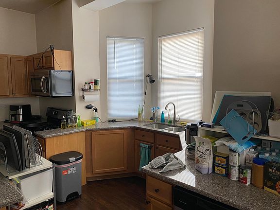 5th image of 3511 S Wood St #1