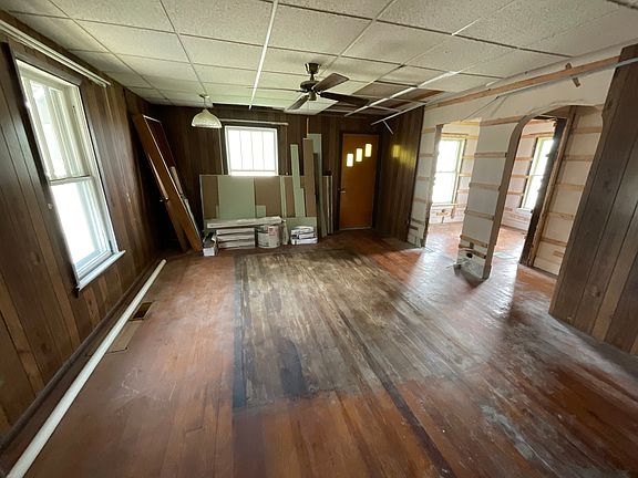 3rd image of 5563 W State Road 54