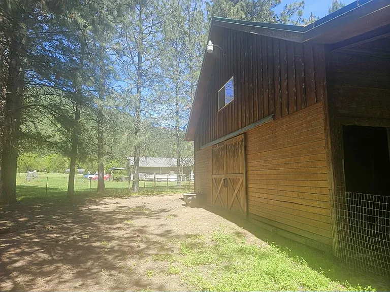 510 Junction Rd — Photo 14