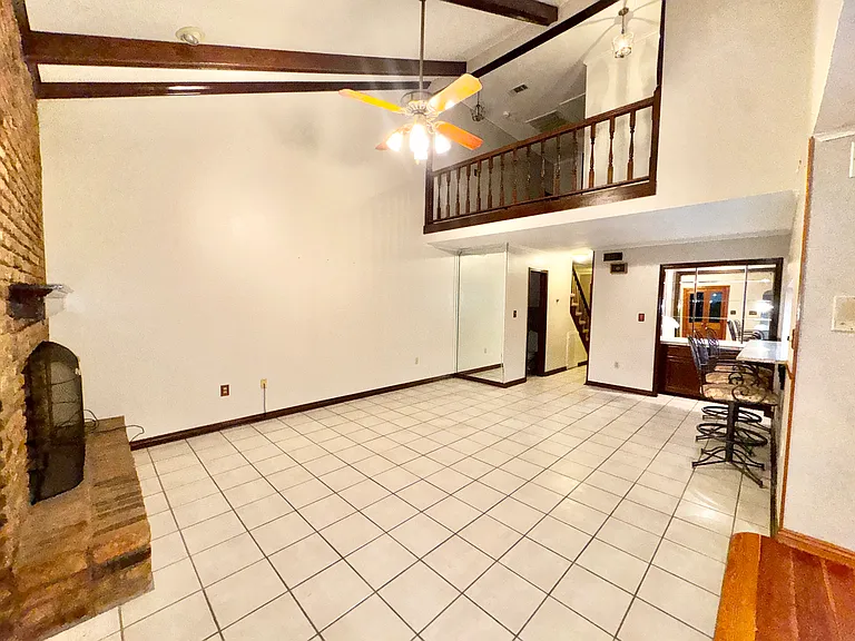 1200 Lafitte Dr #7 — Photo 3