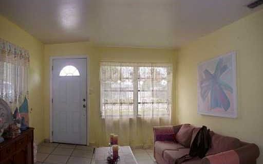 1st image of 6021 Harcourt Ave