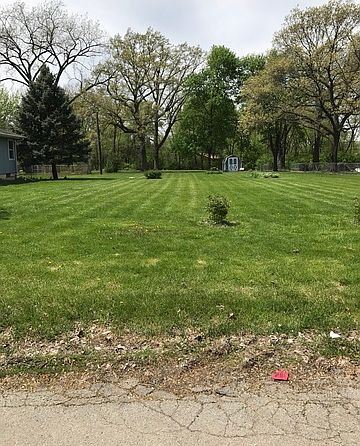 2nd image of 1409 Newton Ave