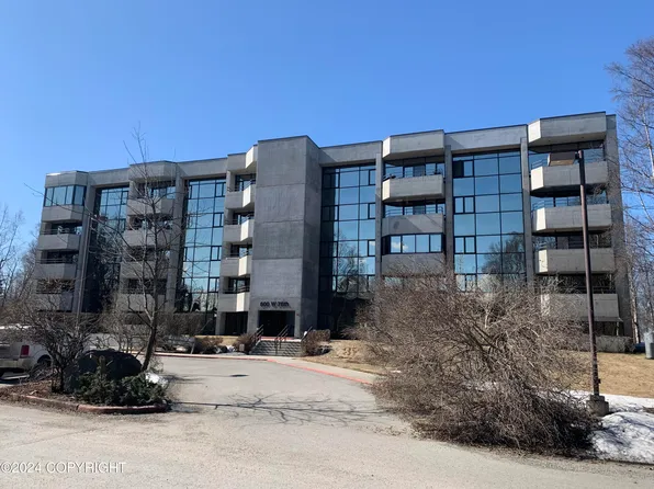 600 W 76th Ave APT 205, Anchorage, AK 99518