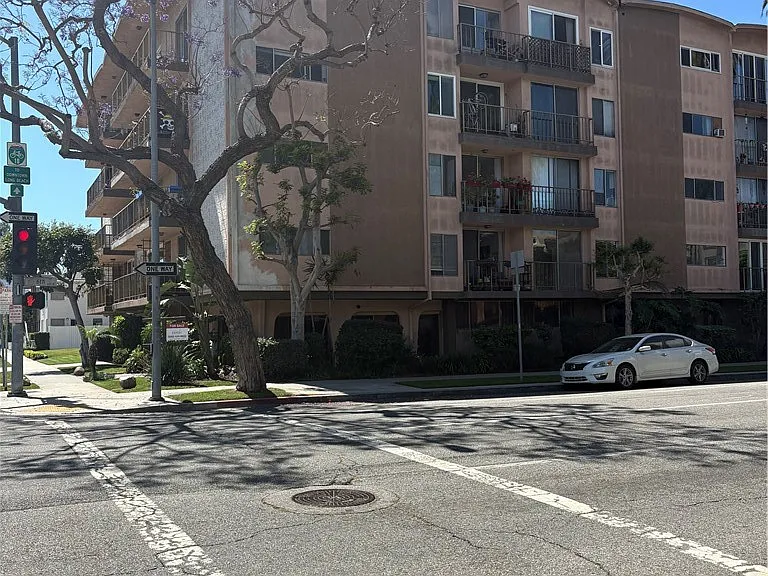 545 Chestnut Ave #203 — Photo 20
