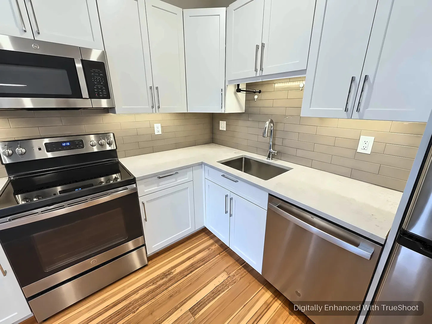 1 bed, 601 sqft, $3,200 — Photo 1