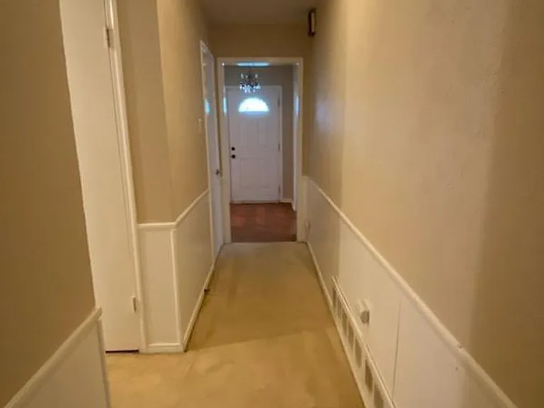 7640 Dentcrest Dr — Photo 6