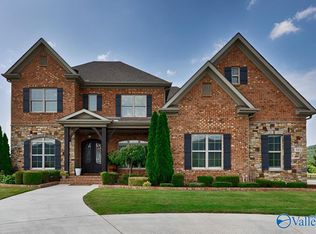 561 Little Cove Rd, Gurley, AL 35748